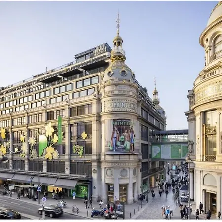 Studio Madeleine-opera-grands Magasins * Paris